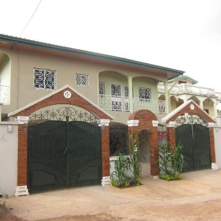 Residence Pascale Bafoussam Extérieur photo